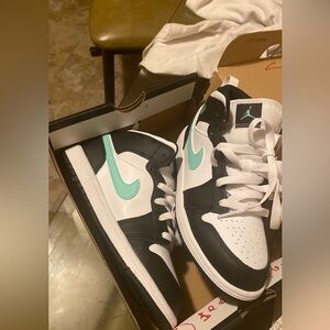 Brand New!!! Wrong size.